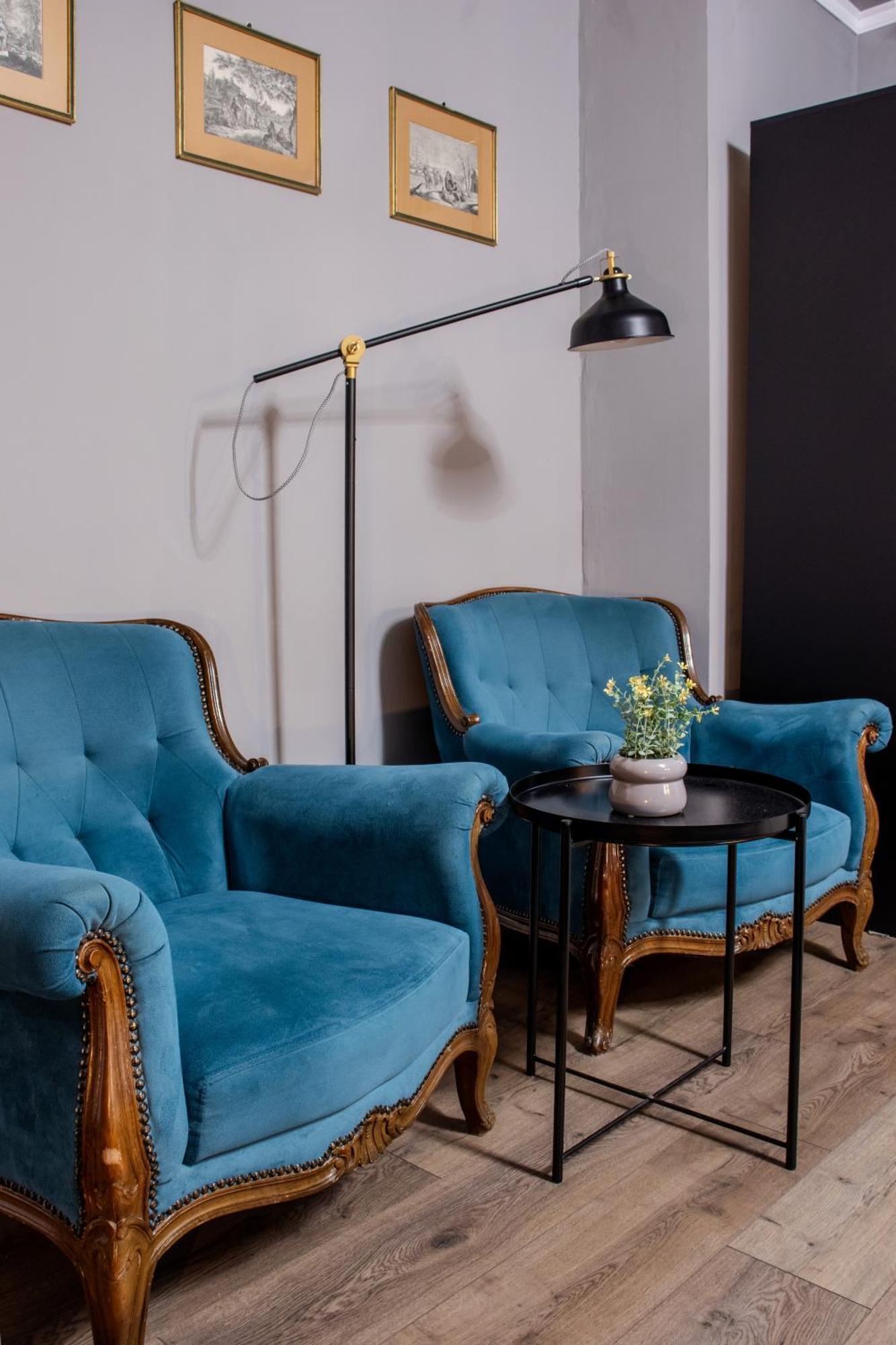 Old Town Apartment Крайова Экстерьер фото